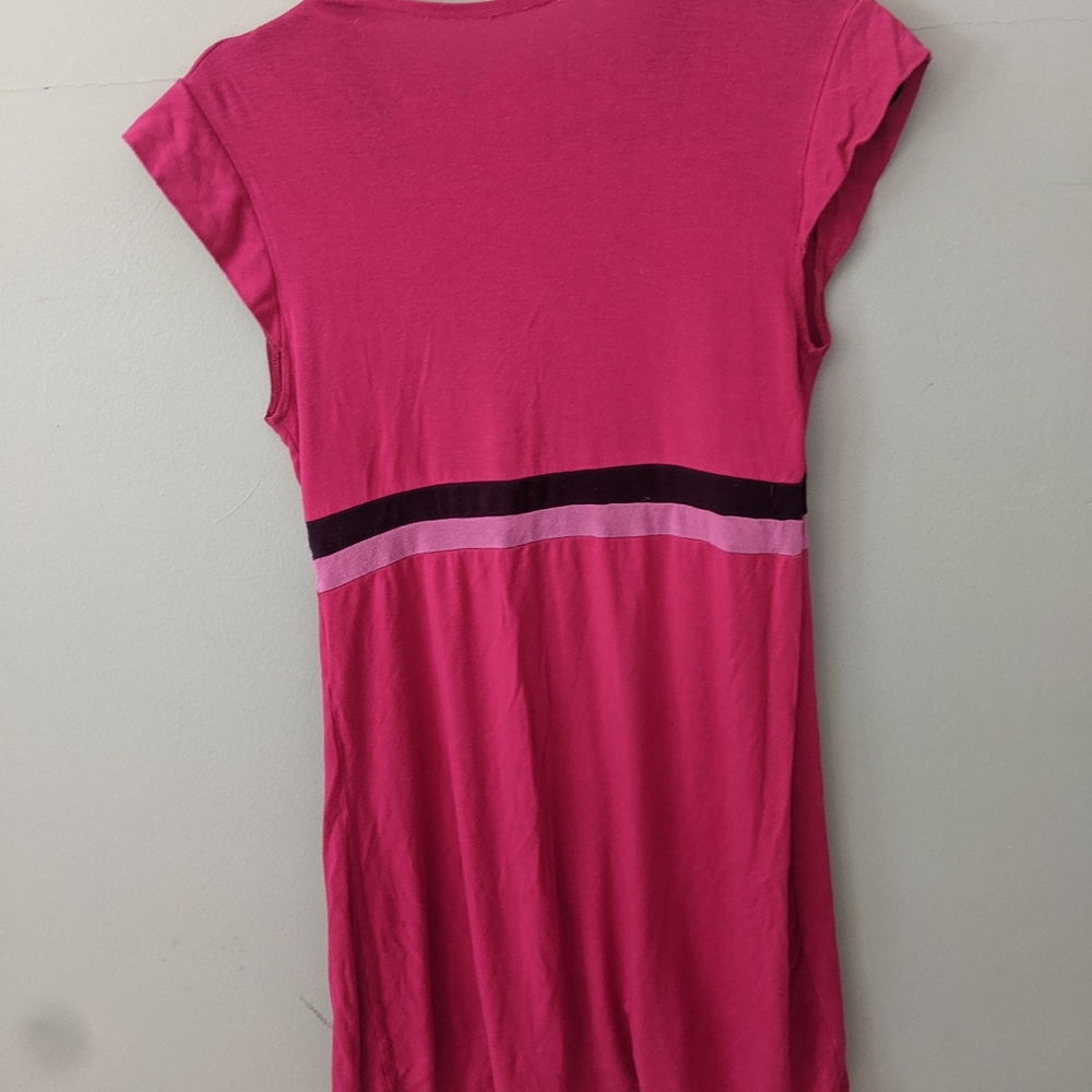 Fun deep-V dress - Picture 4 of 6